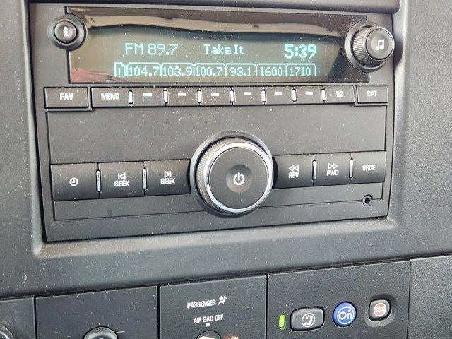 2025 Chevrolet Express Cutaway 3500 Base