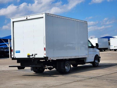 2025 Chevrolet Express Cutaway 3500 Base
