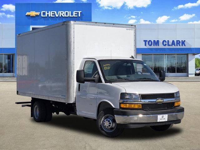 2025 Chevrolet Express Cutaway 3500 Base