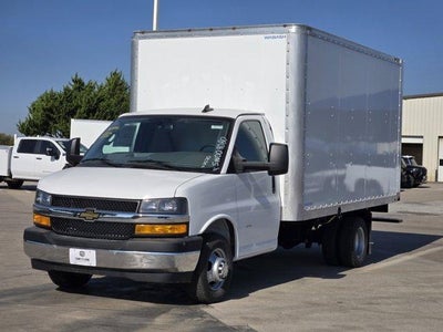 2025 Chevrolet Express Cutaway 3500 Base