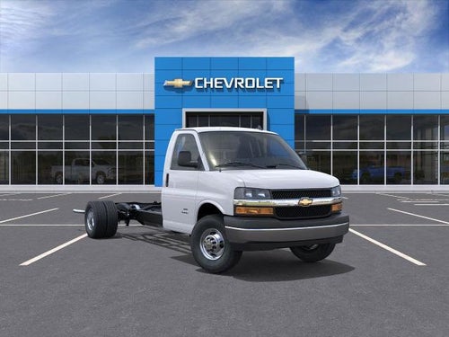 2026 Chevrolet Express Cutaway 3500 Base