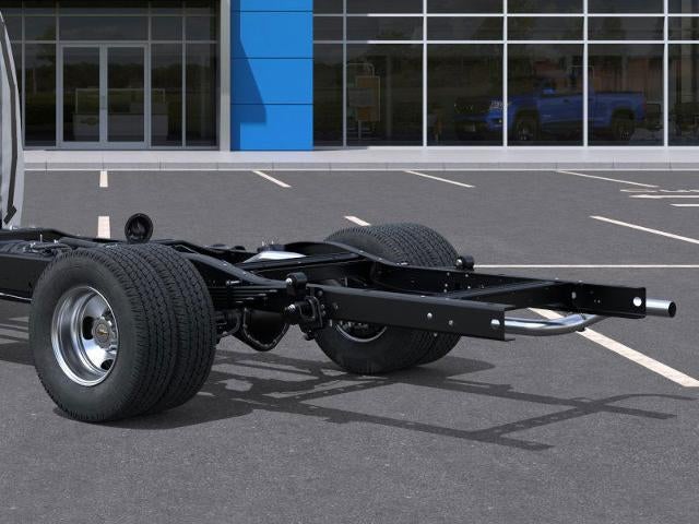 2026 Chevrolet Express Cutaway 3500 Base