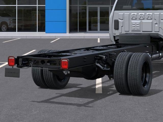 2025 Chevrolet Silverado 6500 HD Work Truck