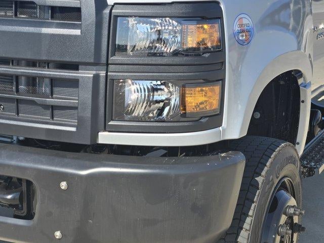 2025 Chevrolet Silverado 6500 HD Work Truck