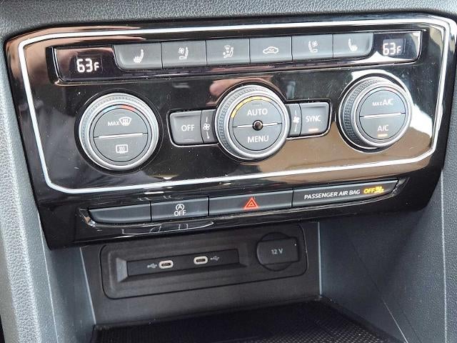 2022 Volkswagen Atlas Cross Sport 3.6L V6 SEL Premium R-Line