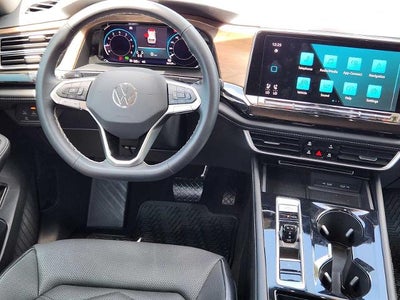 2024 Volkswagen Atlas 2.0T SE w/Technology