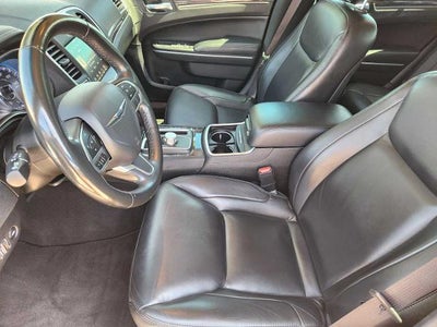 2021 Chrysler 300 Touring L