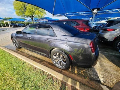 2021 Chrysler 300 Touring L