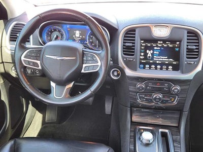 2021 Chrysler 300 Touring L