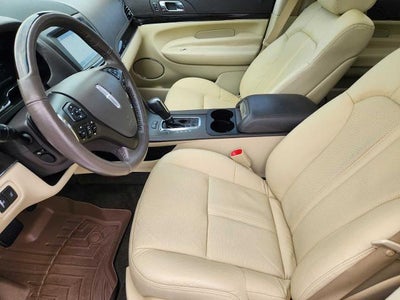 2018 Lincoln MKT Reserve