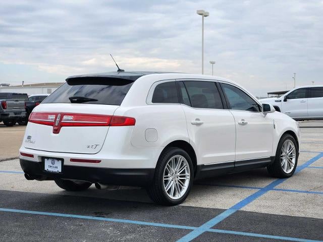 2018 Lincoln MKT Reserve