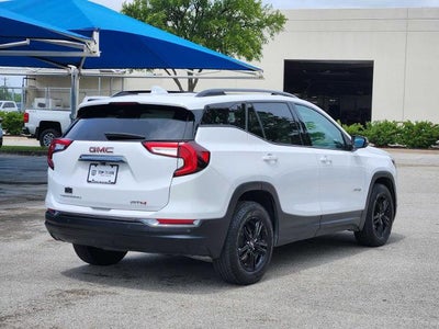 2024 GMC Terrain AT4