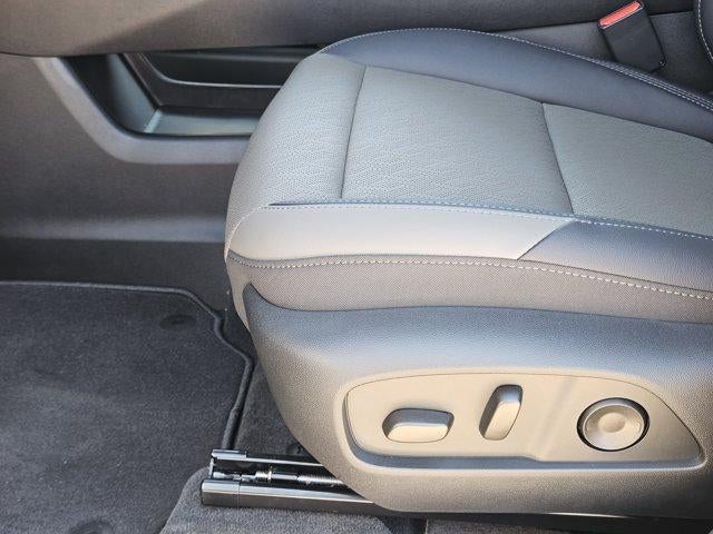2027 Chevrolet Equinox LT - Photo 17