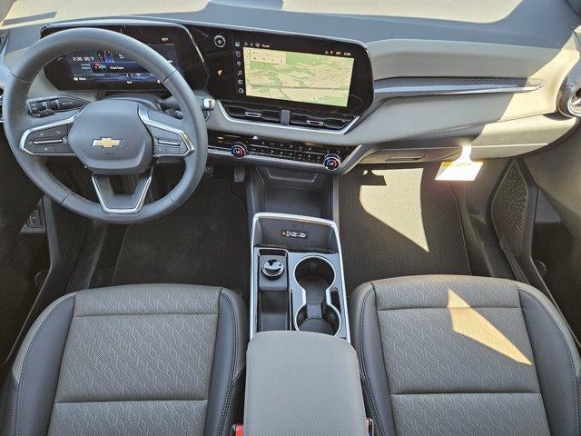 2027 Chevrolet Equinox LT - Photo 18