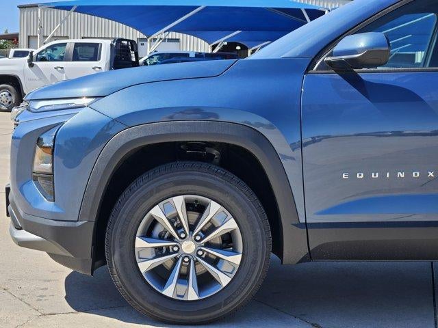 2027 Chevrolet Equinox LT - Photo 6