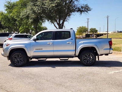 2022 Toyota Tacoma 2WD SR5