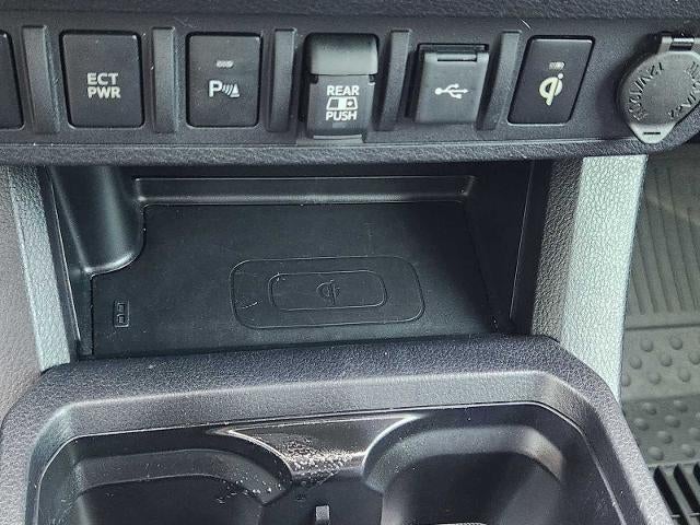 2022 Toyota Tacoma 4WD SR