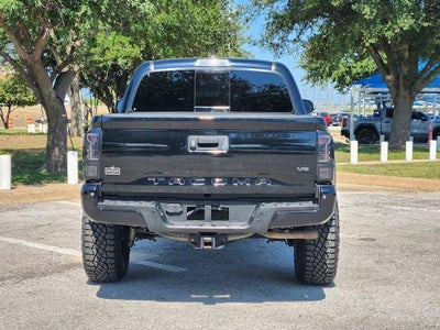 2022 Toyota Tacoma 4WD SR