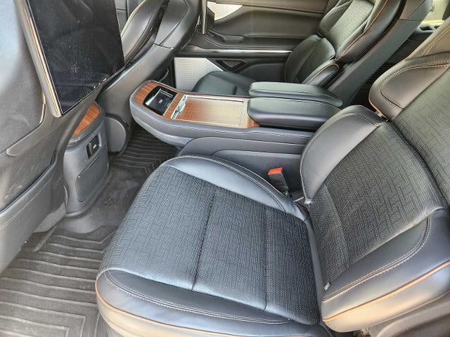 2025 Lincoln Navigator Black Label