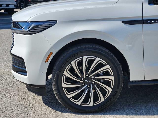 2025 Lincoln Navigator Black Label