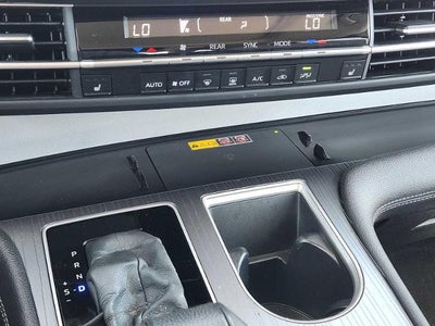 2025 Toyota Sienna XLE