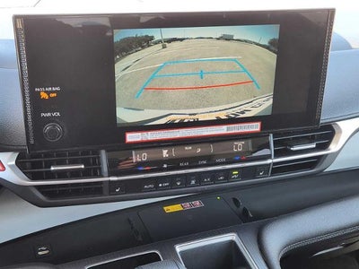 2025 Toyota Sienna XLE