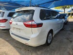2017 Toyota Sienna XLE Auto Access Seat
