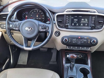 2018 Kia Sorento EX V6
