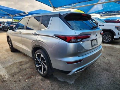 2022 Mitsubishi Outlander SE