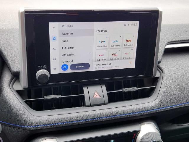 2024 Toyota RAV4 Hybrid SE