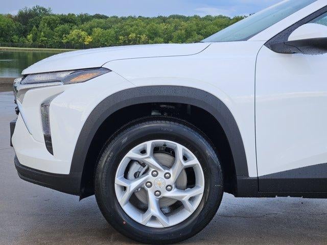2026 Chevrolet Trax LS - Photo 6