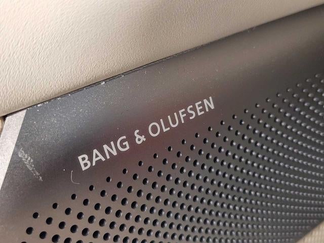 2025 Genesis G90 e-SC