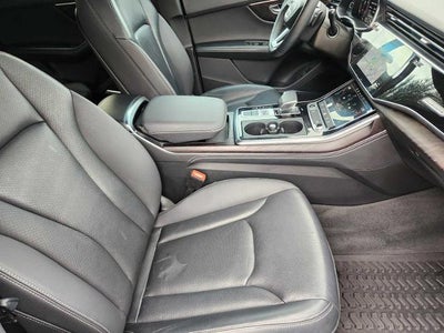 2022 Audi Q8 Premium Plus