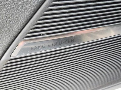 2022 Audi Q8 Premium Plus