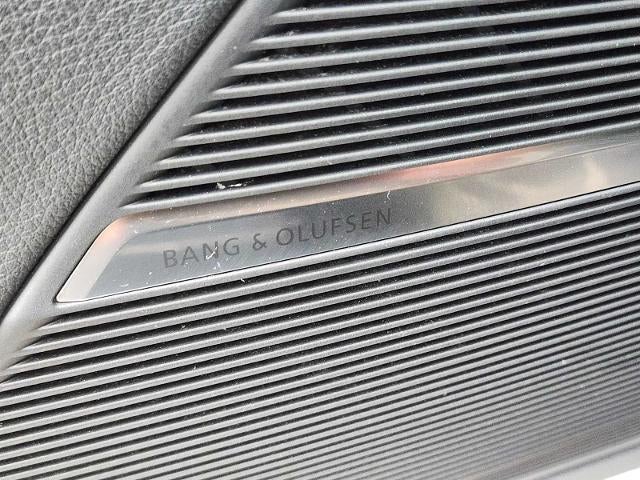 2022 Audi Q8 Premium Plus