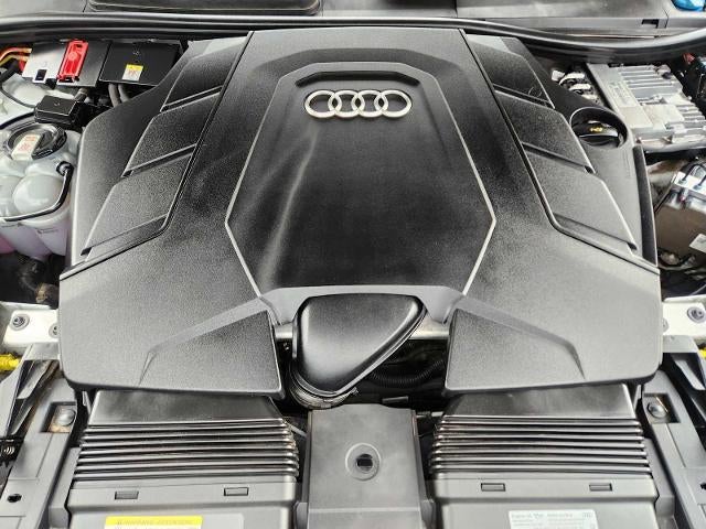 2022 Audi Q8 Premium Plus