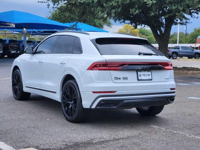 2022 Audi Q8 Premium Plus