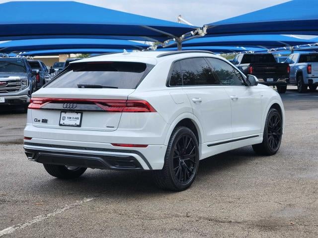 2022 Audi Q8 Premium Plus