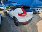 2021 Volvo XC40 R-Design