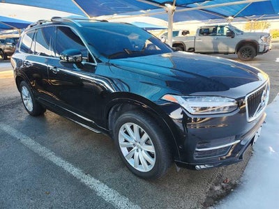 2017 Volvo XC90 Momentum