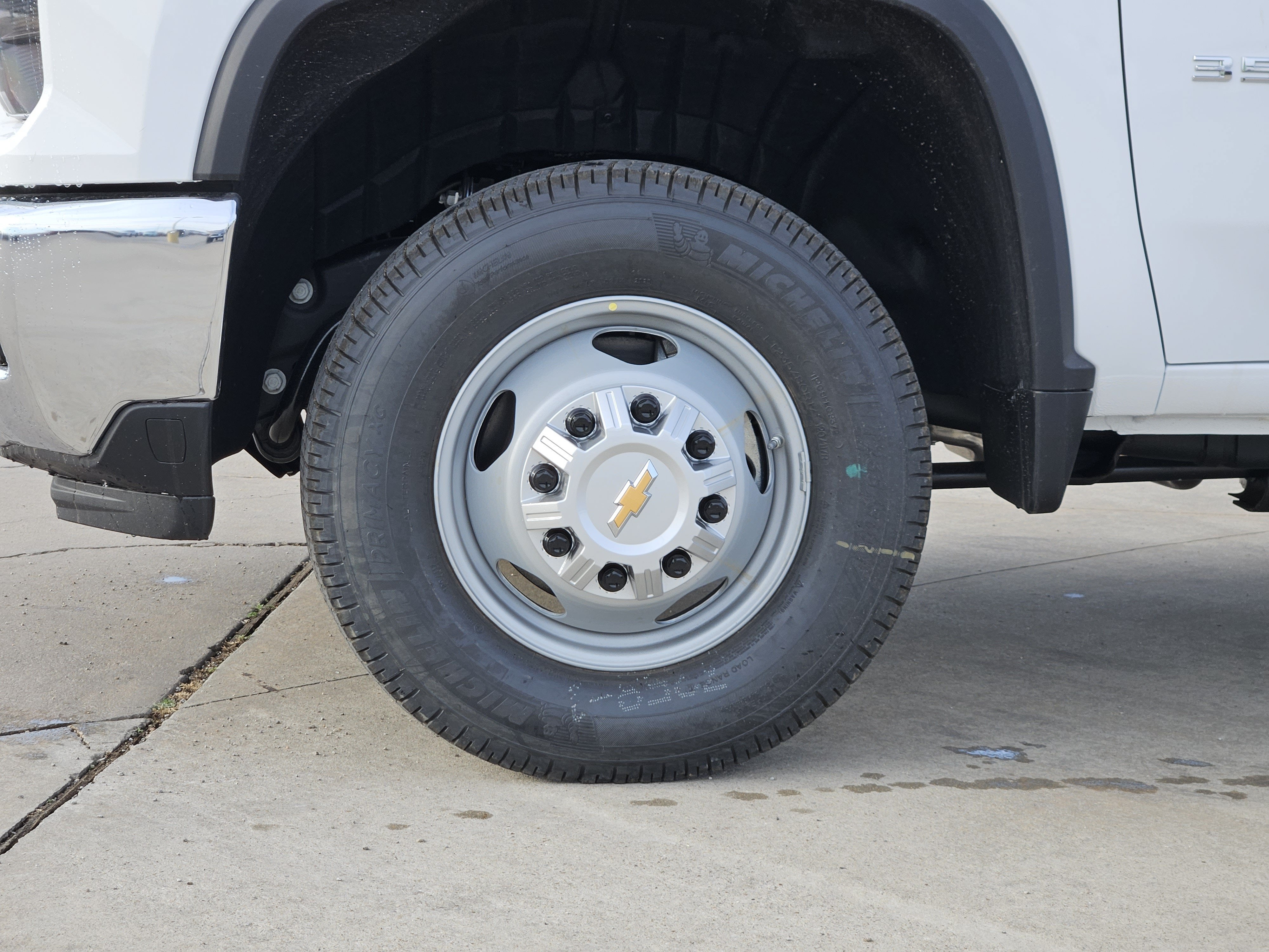 2026 Chevrolet Silverado 3500HD CC Work Truck