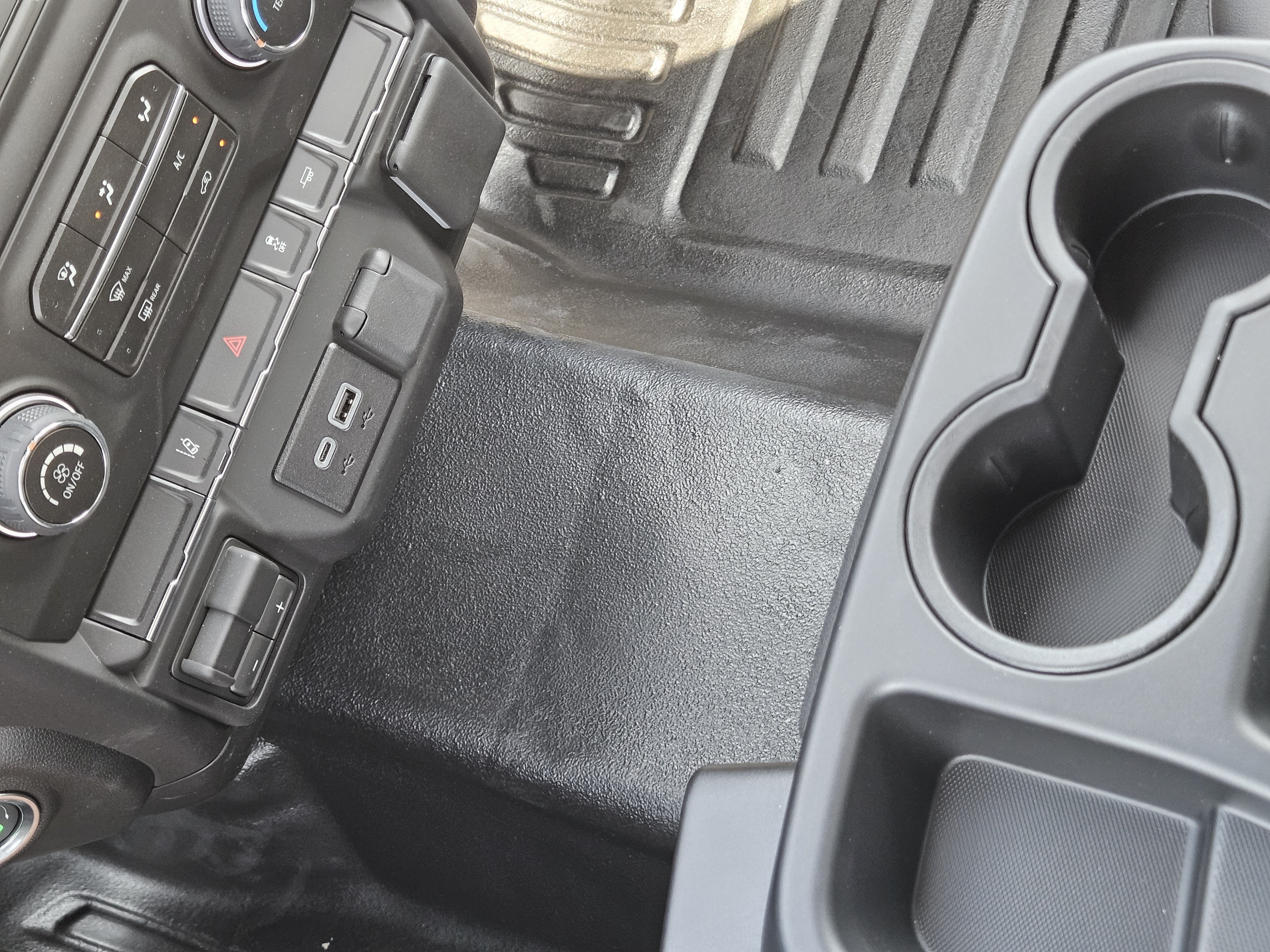 2026 Chevrolet Silverado 3500HD CC Work Truck