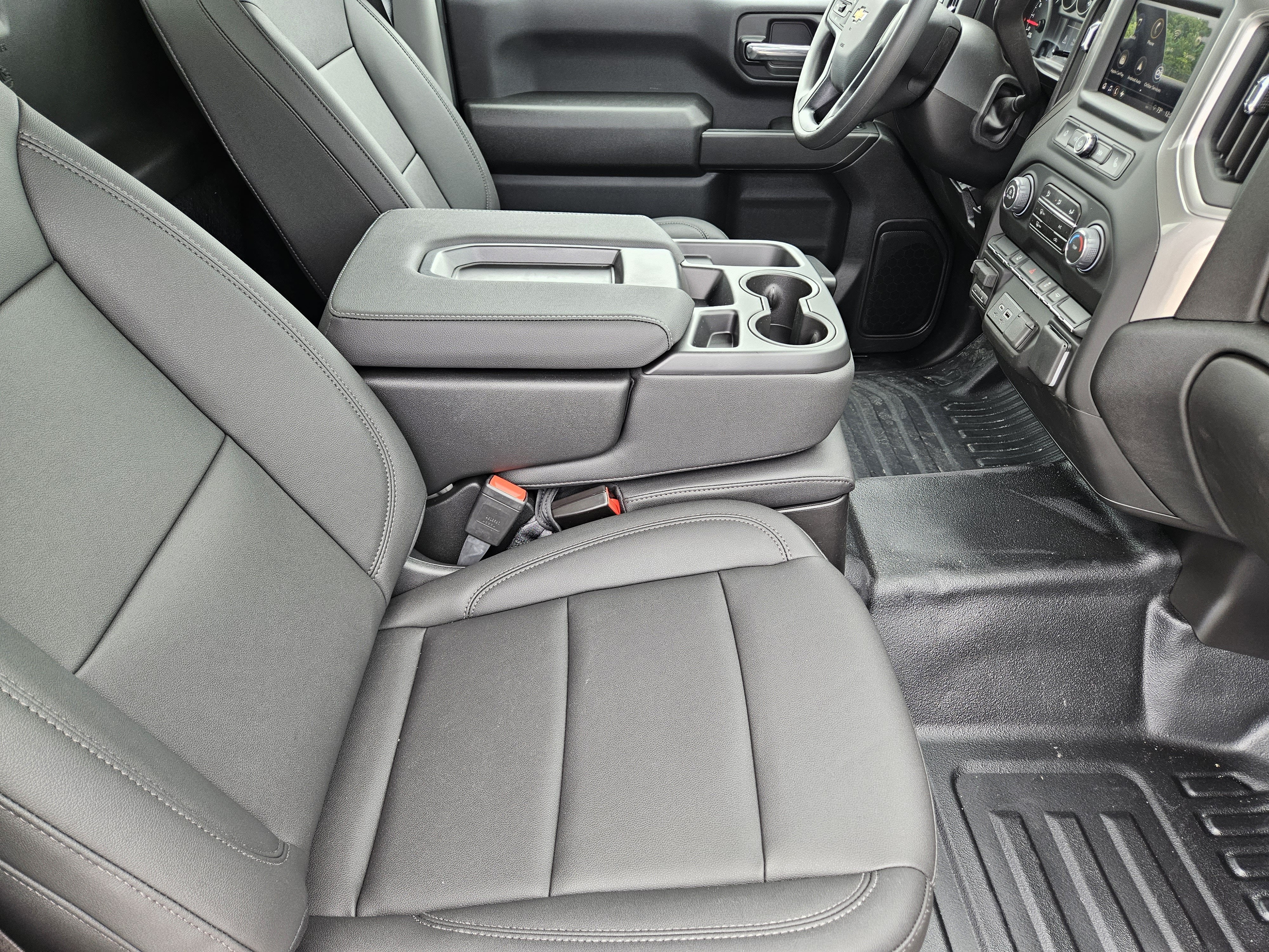 2026 Chevrolet Silverado 3500HD CC Work Truck