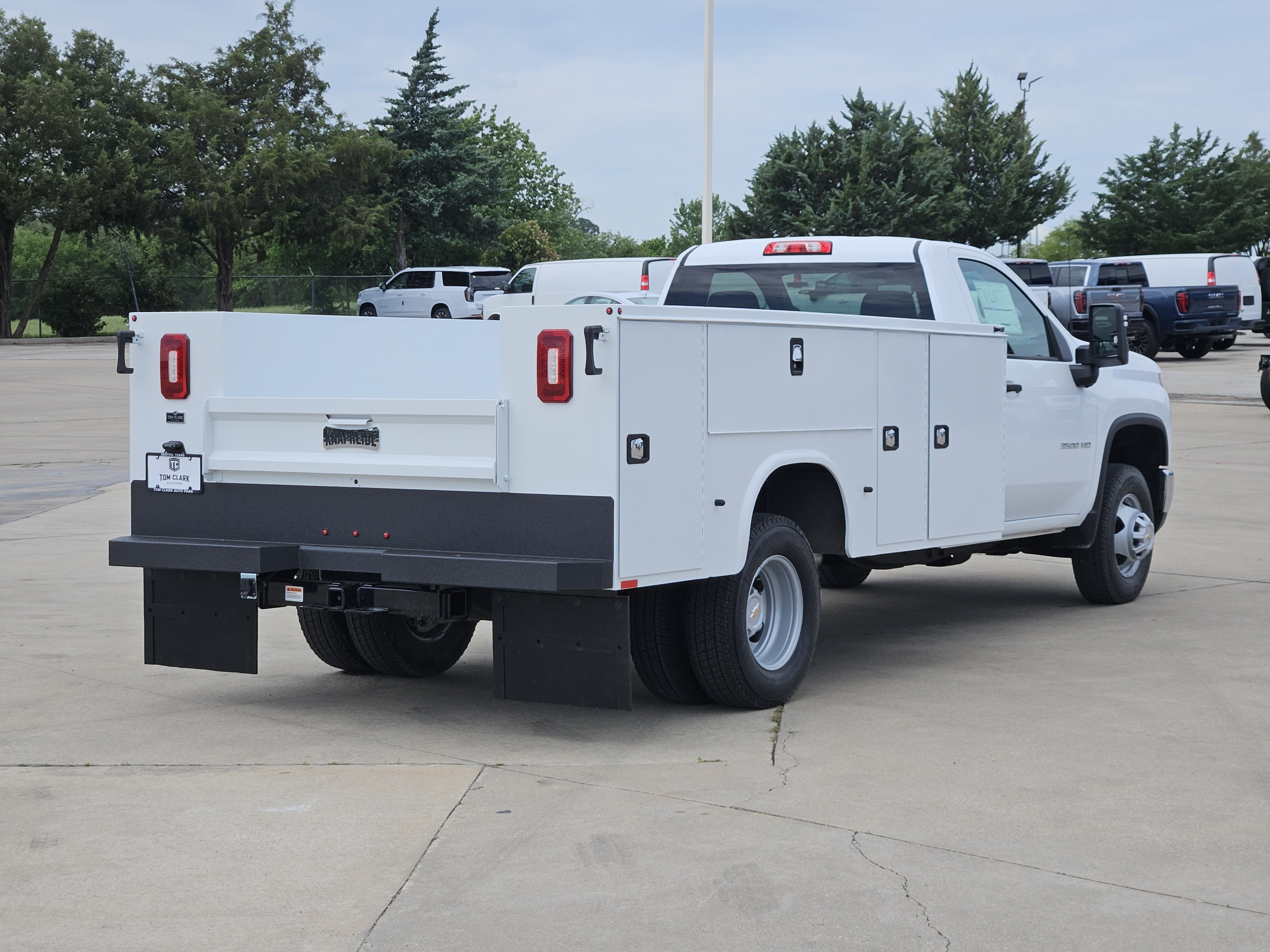 2026 Chevrolet Silverado 3500HD CC Work Truck