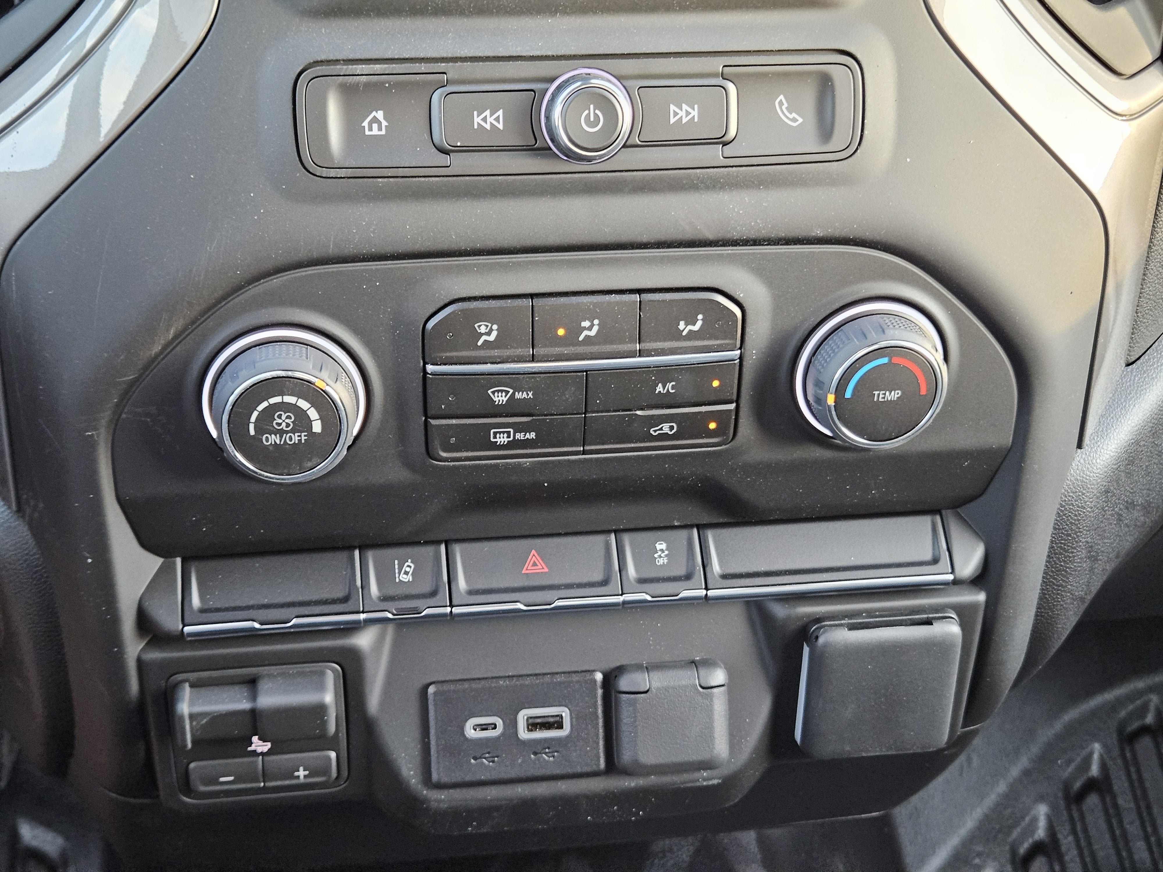 2026 Chevrolet Silverado 3500HD CC Work Truck