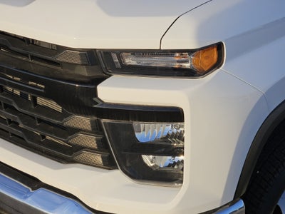 2026 Chevrolet Silverado 3500HD CC Work Truck