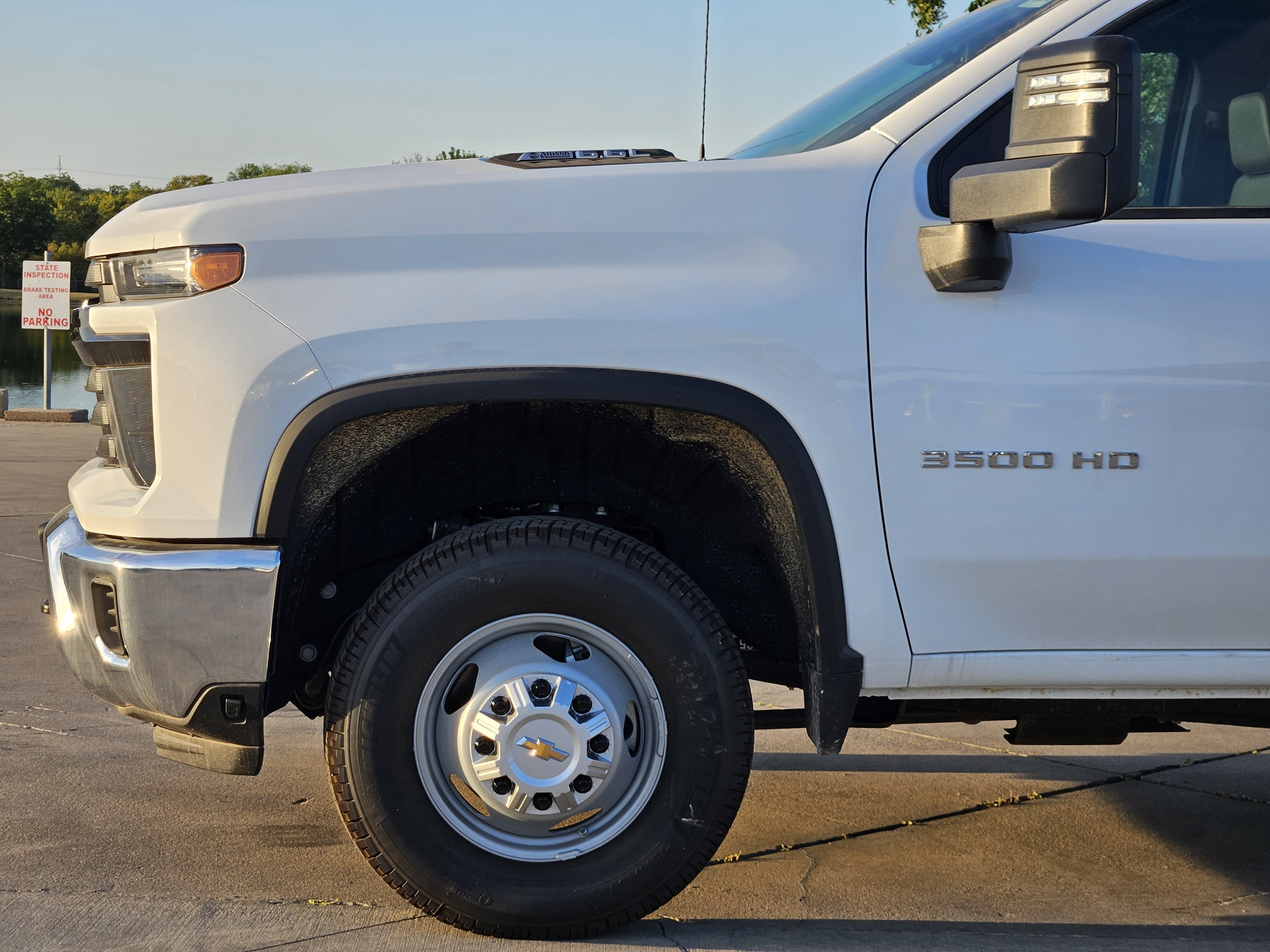 2026 Chevrolet Silverado 3500HD CC Work Truck