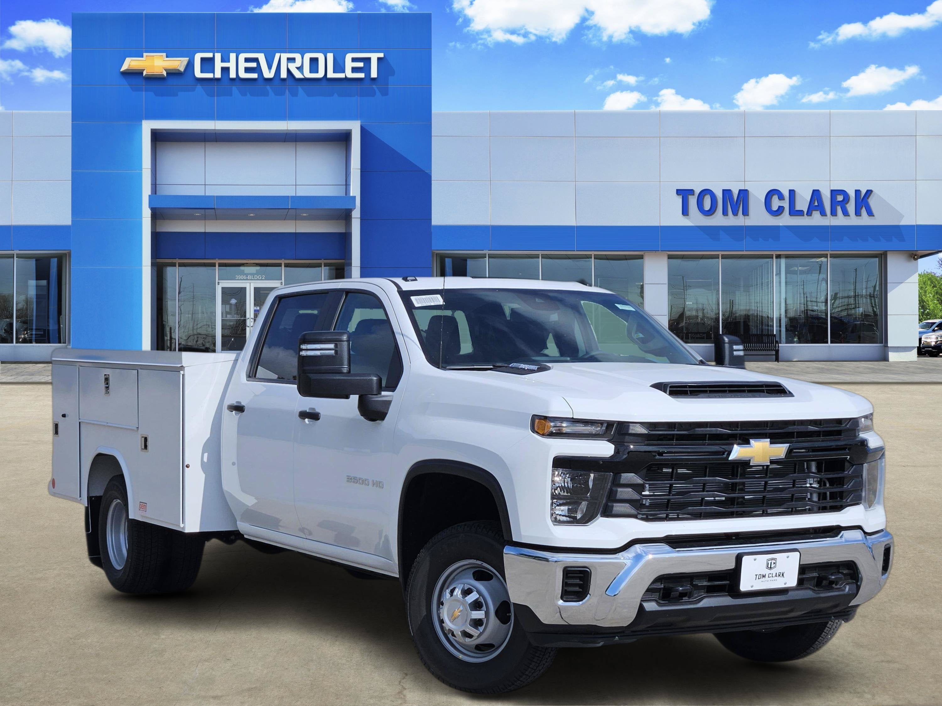 2026 Chevrolet Silverado 3500HD CC Work Truck