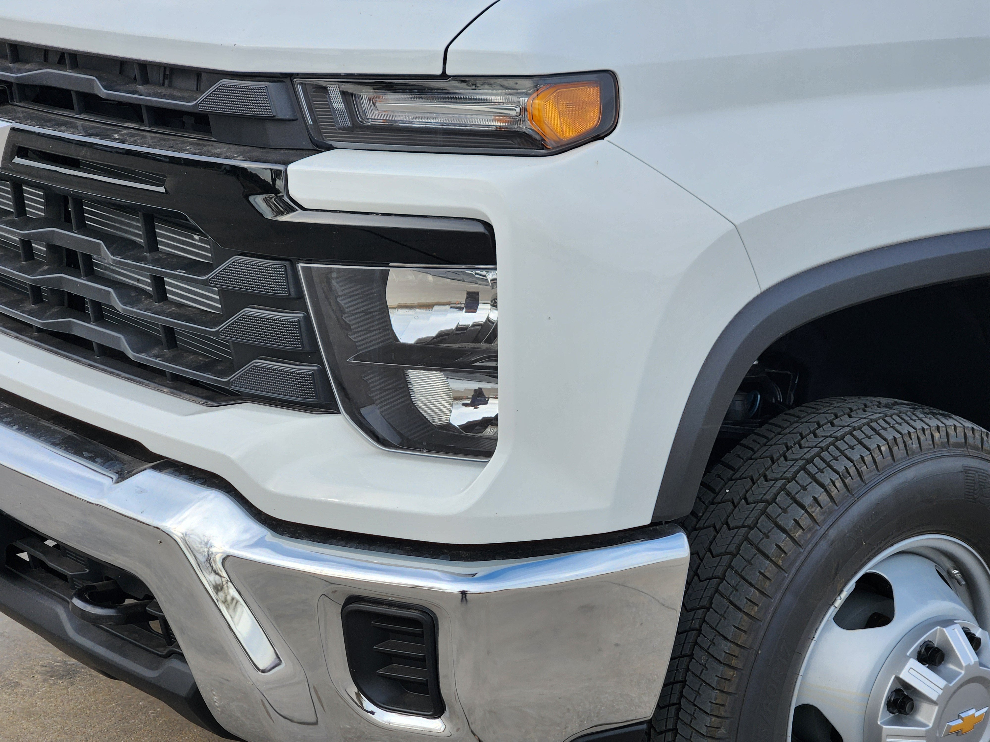 2026 Chevrolet Silverado 3500HD CC Work Truck
