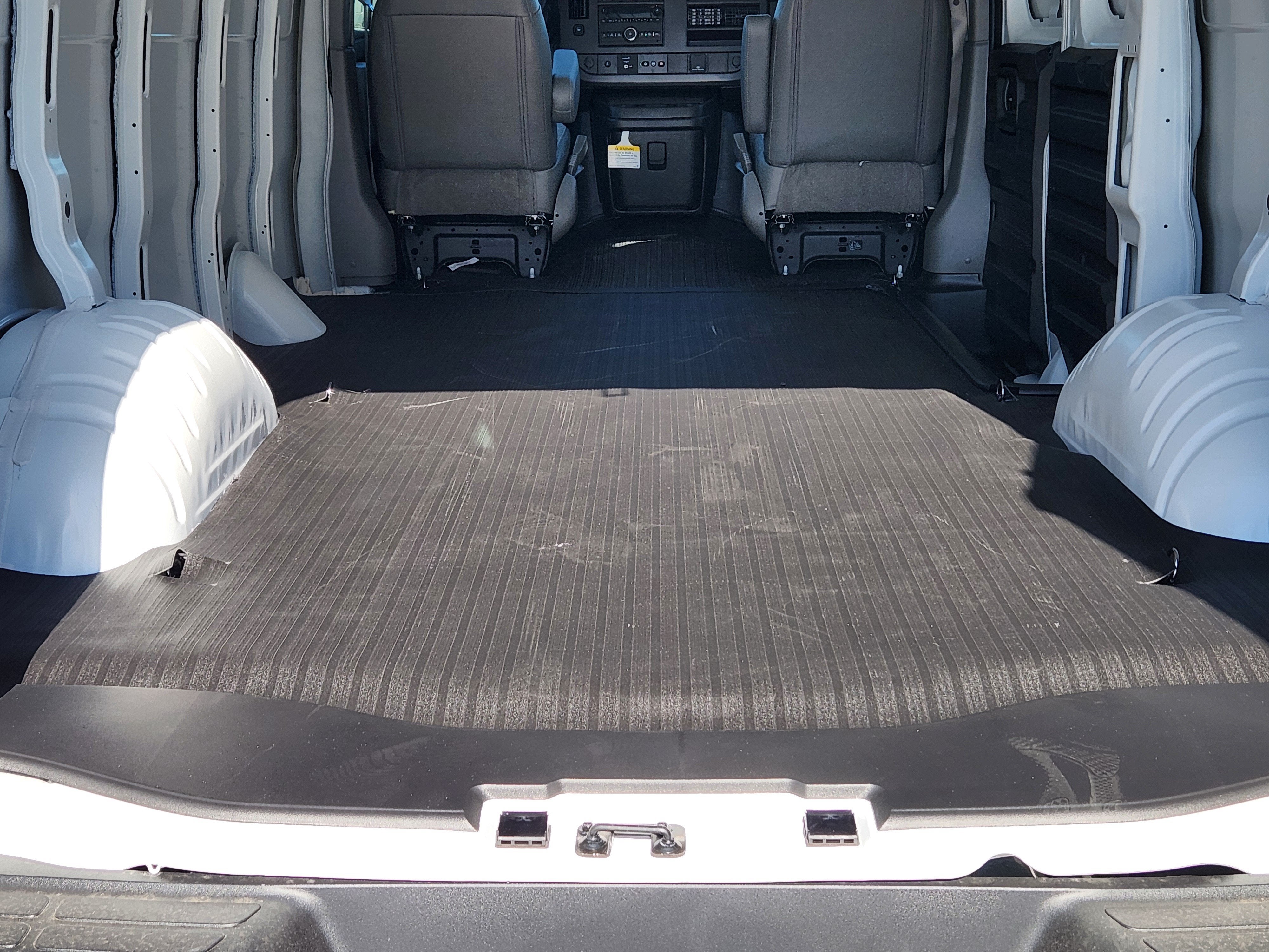 2025 Chevrolet Express Cargo Van Base